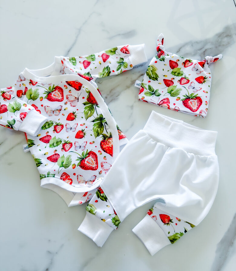 Bodijkomplekts 3/1 "Zemenes"