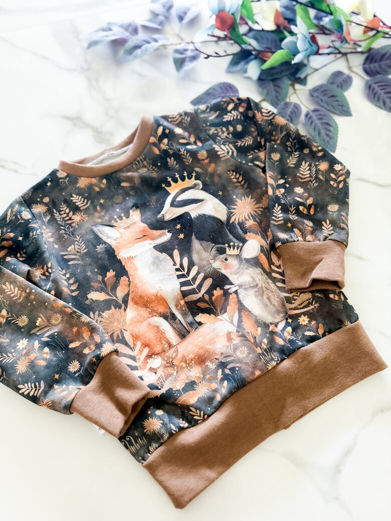 Džemperis "Zvēri ar kroņiem"