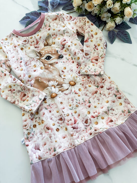 Kleita ar tilla volānu "Peoniju Stirniņa"