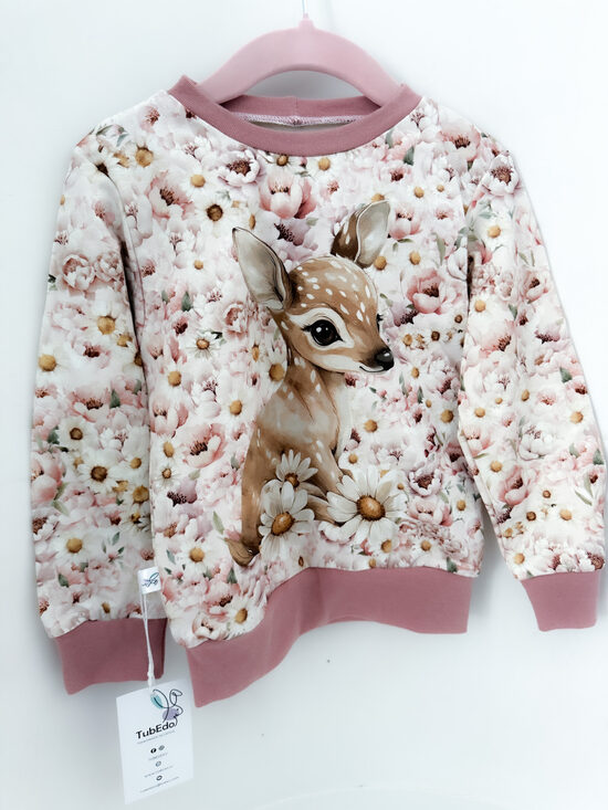 Džemperis "Ziedu Stirniņa"