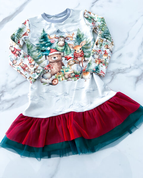 Paneļkleita ar tilla volānu "Ziemassvētki"